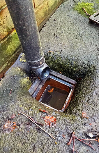 https://blockeddrainsattadale.com.au/uploads/2025/07/hero-blocked-sewers-10934.jpg