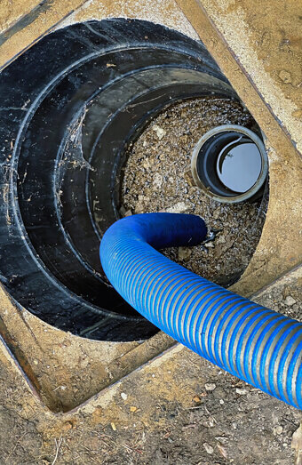 https://blockeddrainsattadale.com.au/uploads/2025/07/pipe-relining-56969.jpg