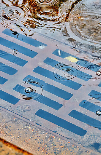 https://blockeddrainsattadale.com.au/uploads/2025/07/stormwater-drains-58152.jpg